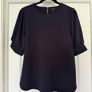 NWT Ann Taylor Navy Blue 3/4 Puff Sleeve Blouse with Keyhole Back